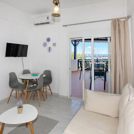 Nikiti Seafront Blue Appartement Buitenkant foto