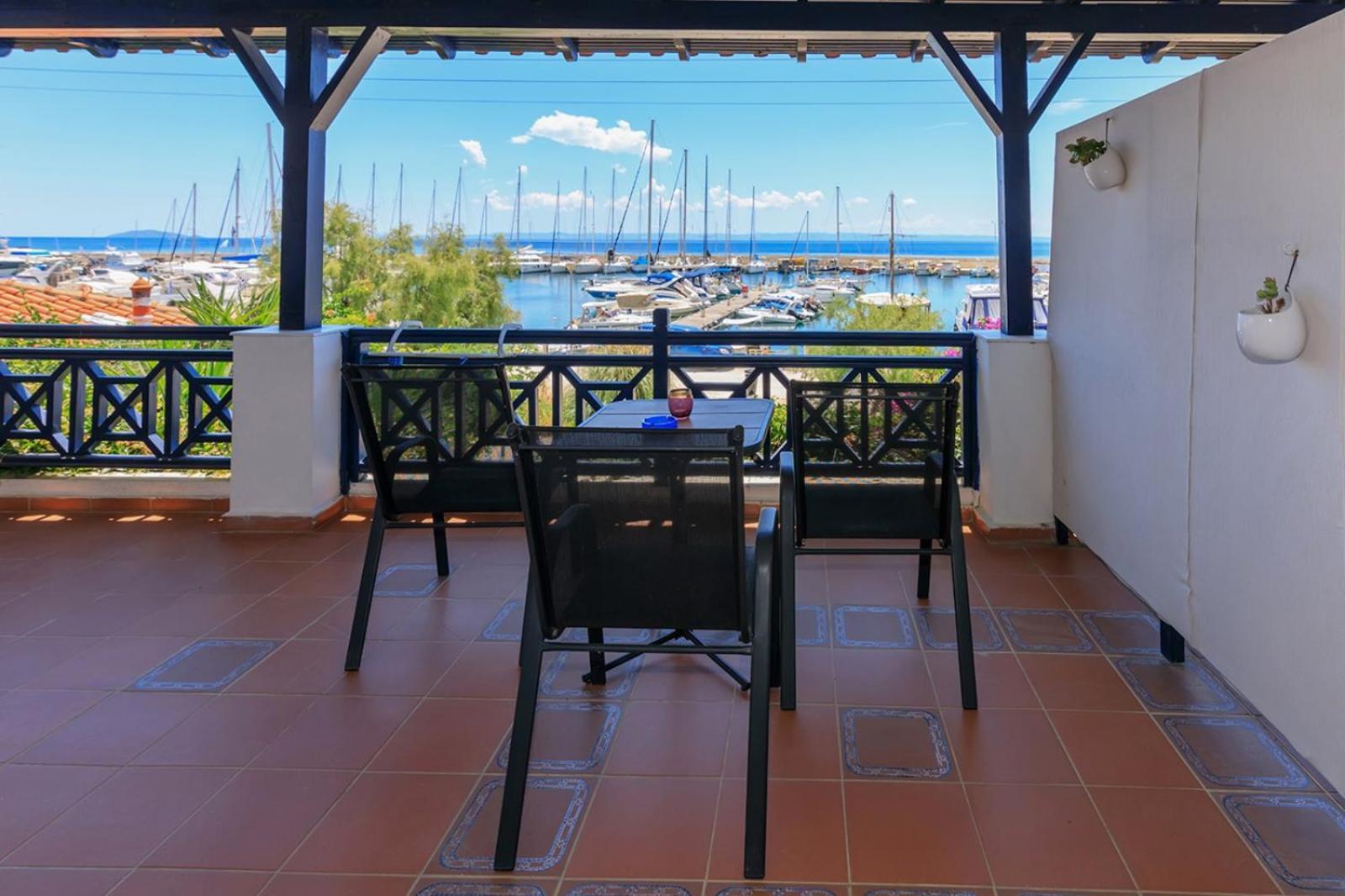Nikiti Seafront Blue Appartement Buitenkant foto